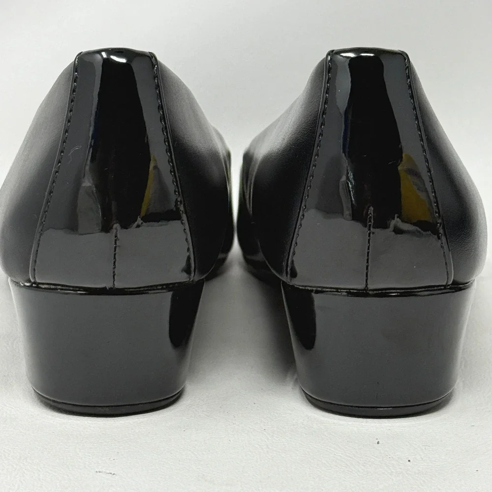 Anne Klein Marion Black Wedge Pumps Patent Shoe Women 9.5M Preppy Office Minimal